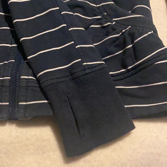 Lululemon Back to Class Scuba hoodie - Picture 3 of 4